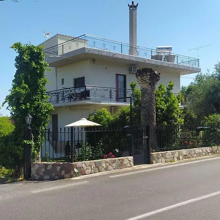 Nina's Cozy 克拉尼